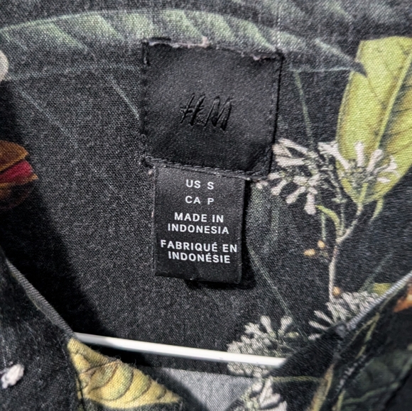 H&M Bird Print Dress Shirt - US S - Picture 4 of 10